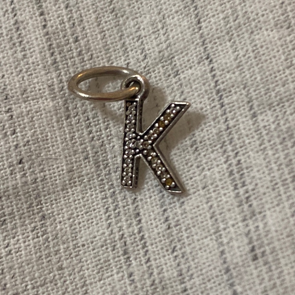 Pandora Danging K Initial Charm
